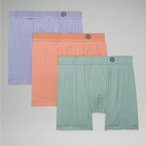 Lululemon men’s always in motion boxer brief 5” size Large